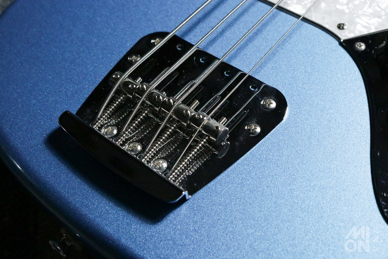 Squier by Fender FSR Vintage Modified Mustang Bass LPB 2012