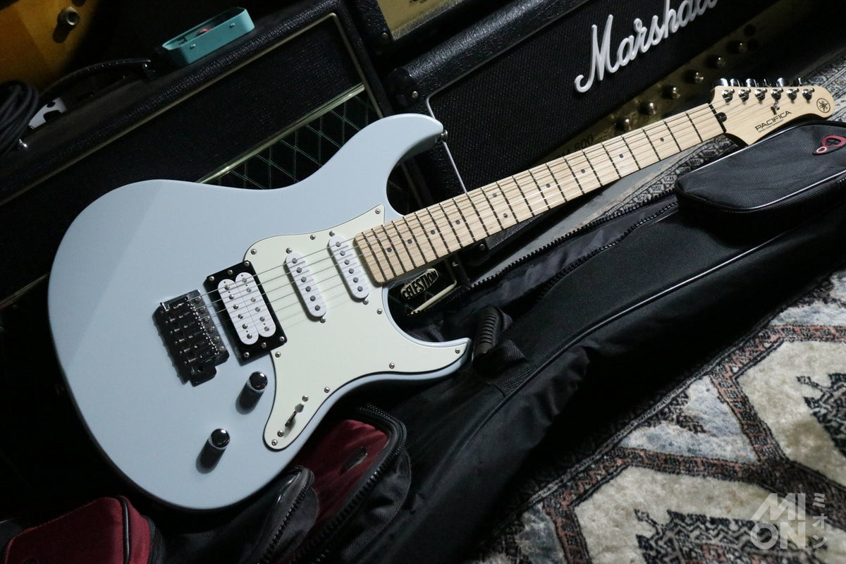 YAMAHA PAC112VM ICB (Ice Blue) Pacifica 2022