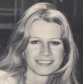 Linda Hoyle