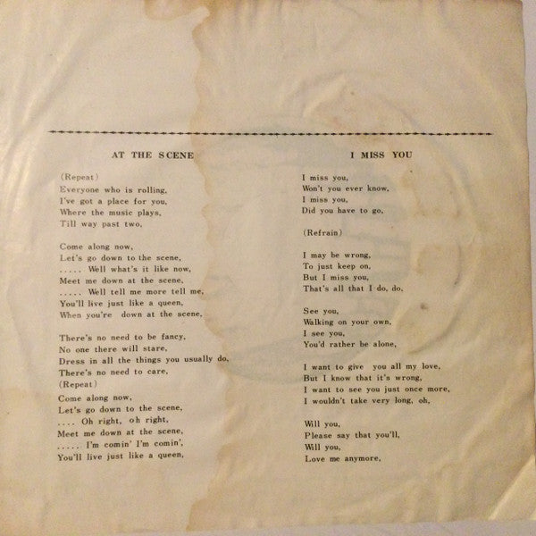 At The Scene = アット・ザ・シーン