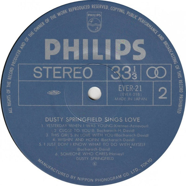 Sings Love