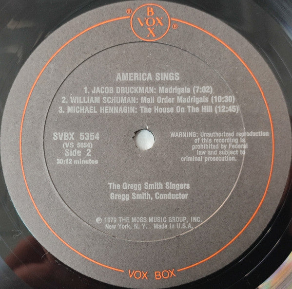 America Sings Volume V (American Choral Music After 1950)