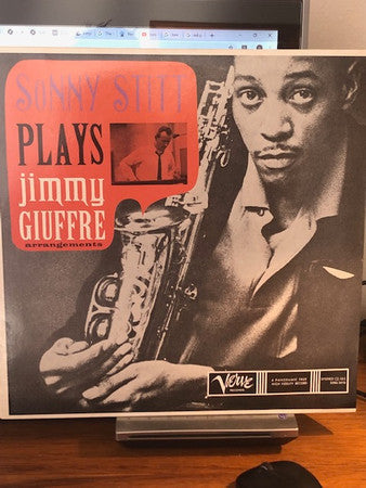 Plays Jimmy Giuffre Arrangements