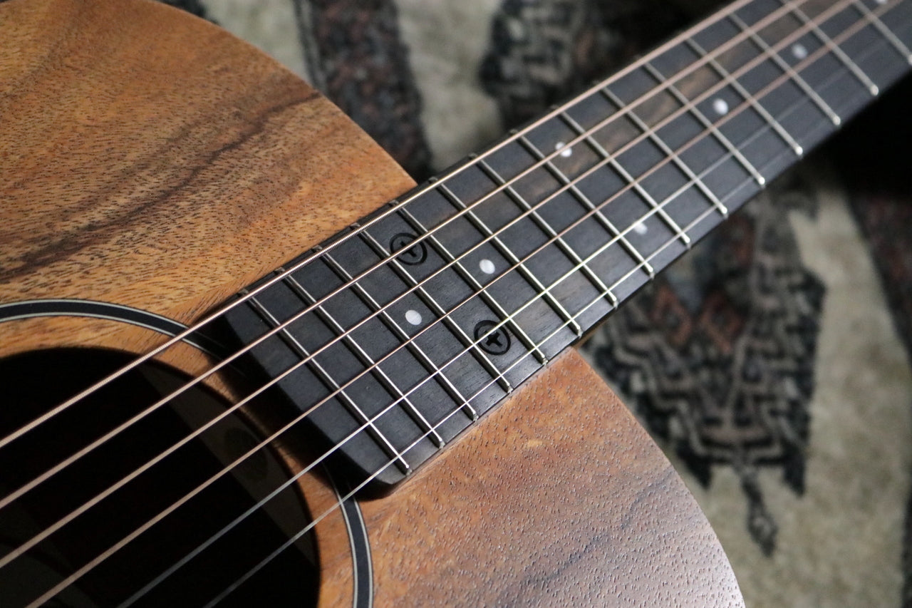 Taylor BTe-Koa (Baby Taylor-e Koa) [Taylor authorized repair man store]
