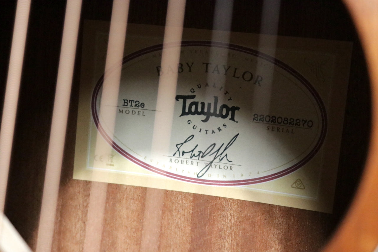 Taylor BT2e (Baby Taylor-e Mahogany) [Taylor-certified repair man store]