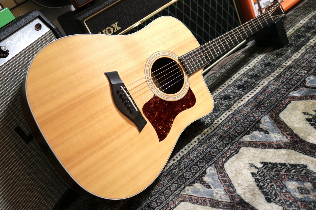 Taylor 210ce ES2 2020 [Taylor certified repair man store]