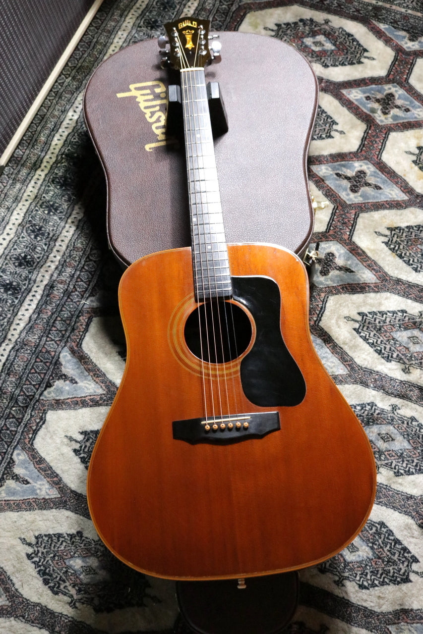 GUILD D-50NT 1981