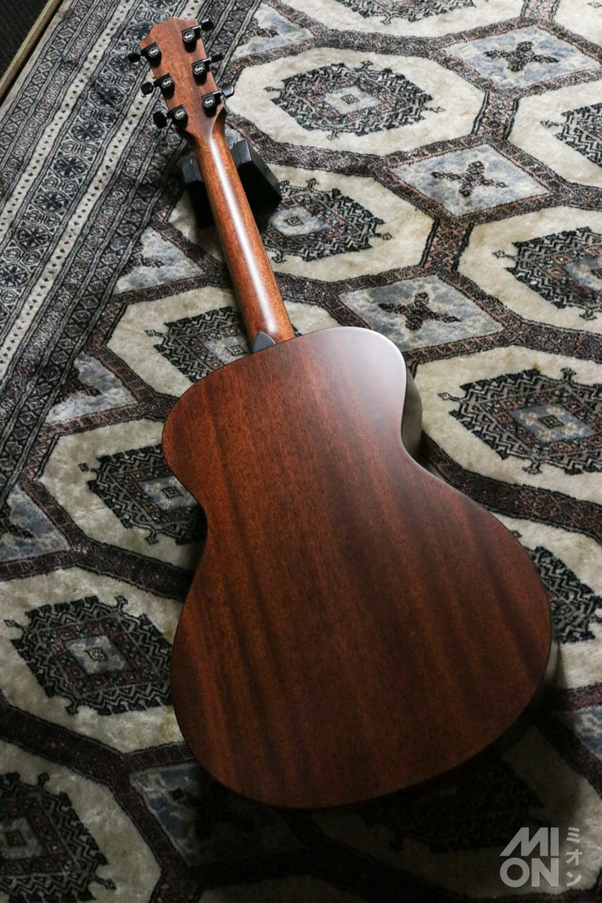 Taylor [Trial video available] 322e Mahogany V-Class [Taylor authorized repairman staffed store]