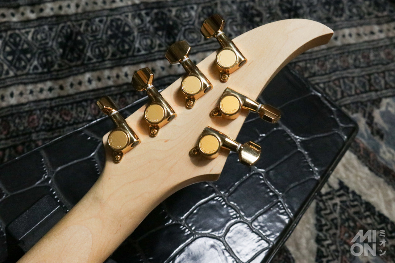 Caparison Mercury (Gackt Signature Model)