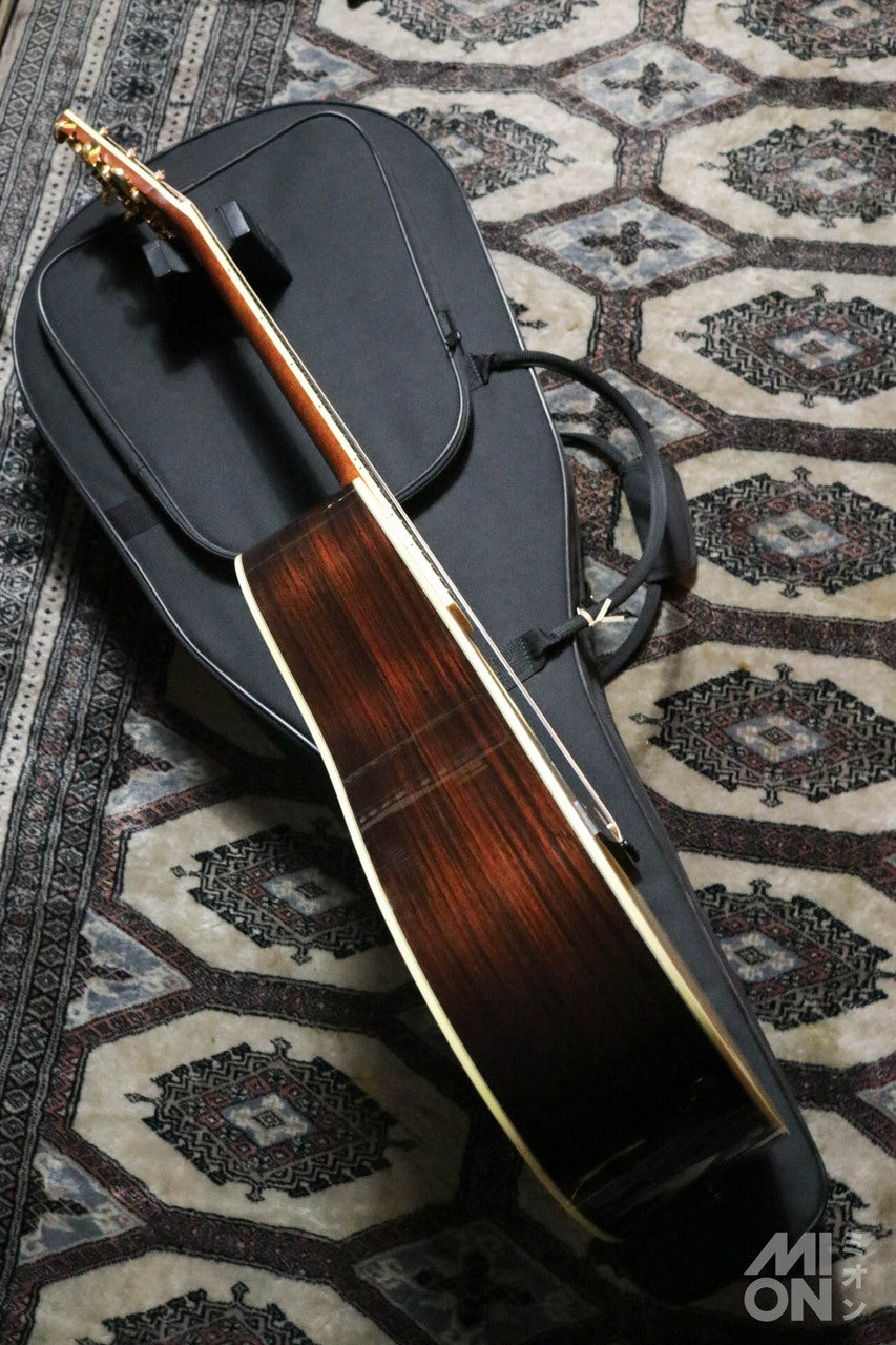 YAMAHA LL6 2010