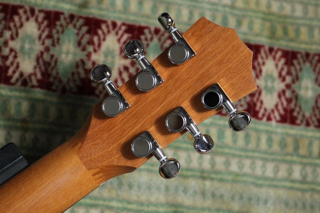 Taylor [Trial video available] BT2 (Baby Taylor Mahogany) [Taylor-certified repair man store]