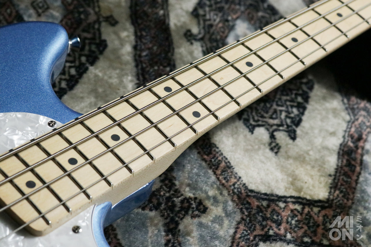 Squier by Fender FSR Vintage Modified Mustang Bass LPB 2012