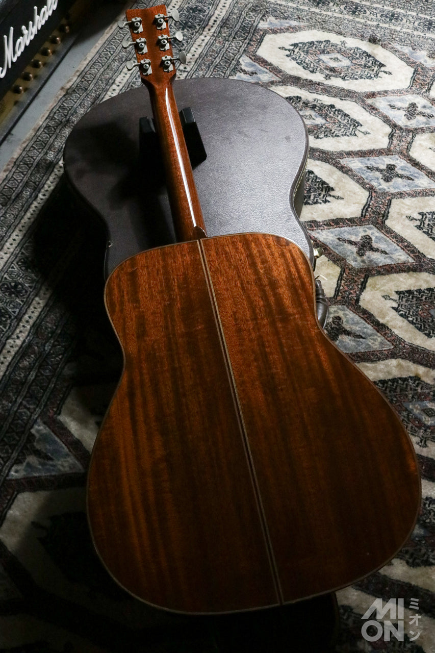 YAMAHA The FG 2002