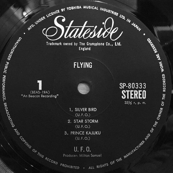 UFO 2 - Flying