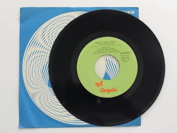 Release: Rock 'N' Roll Music To The World / Choo Choo Moma-Vinyl-Japan-1972-CH-2-12450312