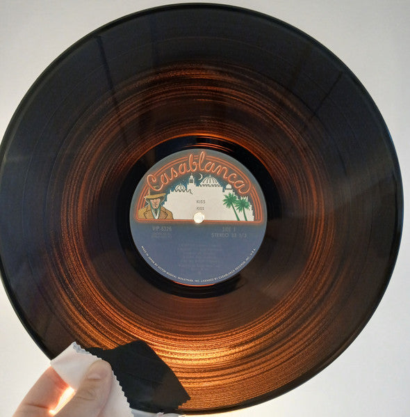 Kiss