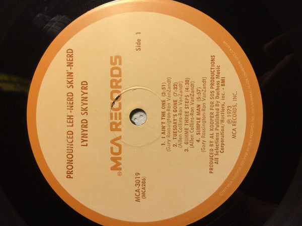 Release: (Pronounced 'Lĕh-'nérd 'Skin-'nérd)-Vinyl-US-1977-MCA-3019-8563819